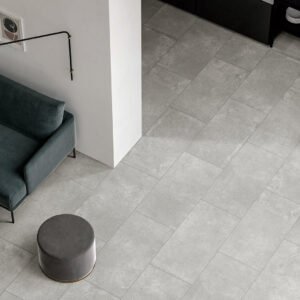 Alternative view of Silver Mist